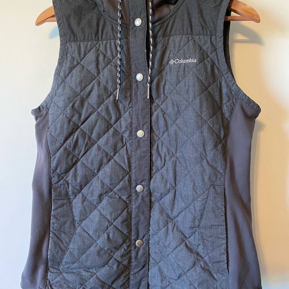 Columbia Charcoal Quilted Hooded Vest